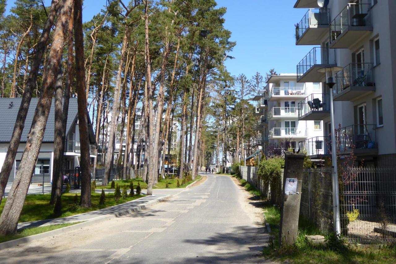 Ferienwohnung Dziwnowek Lesne Tarasy Blue Exterior foto